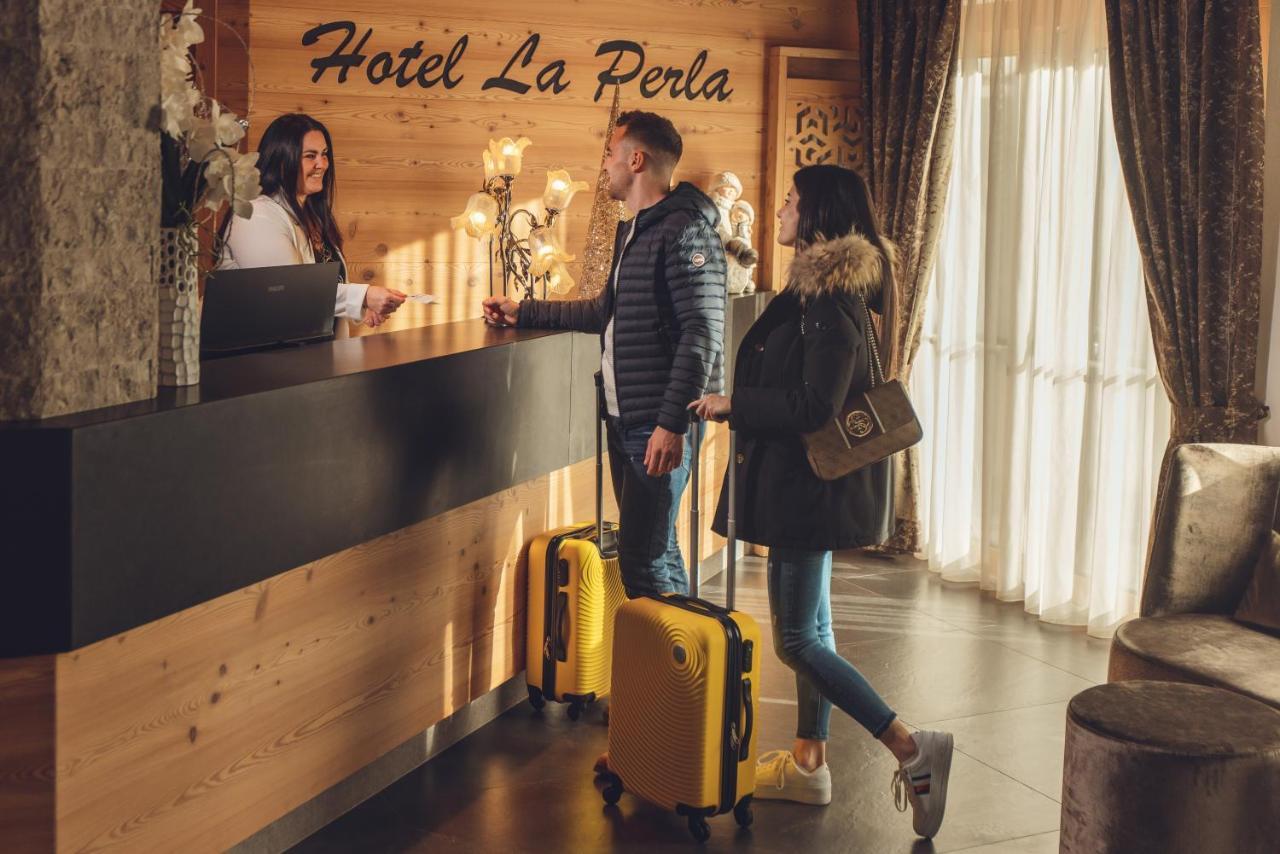 Hotel La Perla อันดาโล ภายนอก รูปภาพ