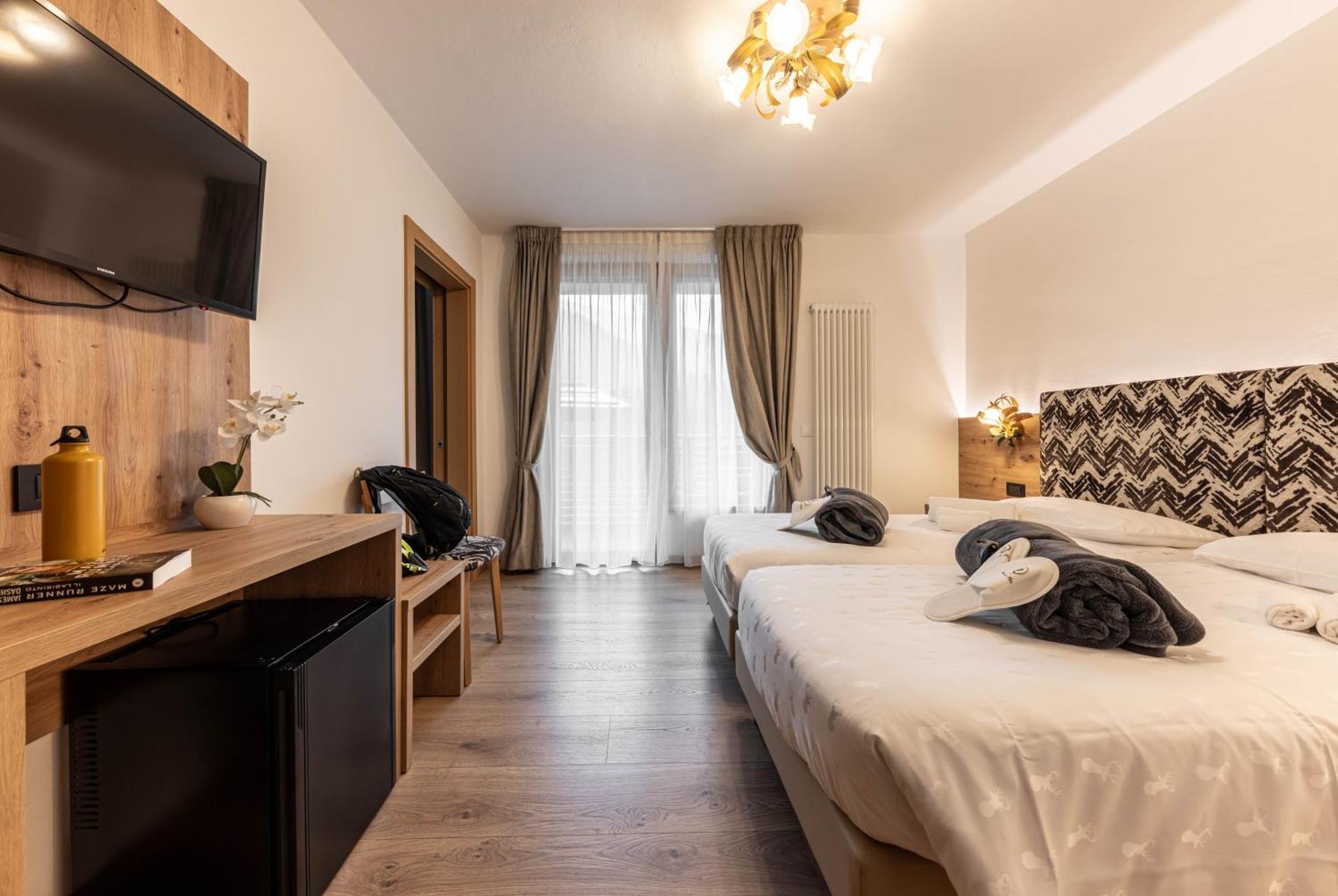 Hotel La Perla อันดาโล ภายนอก รูปภาพ