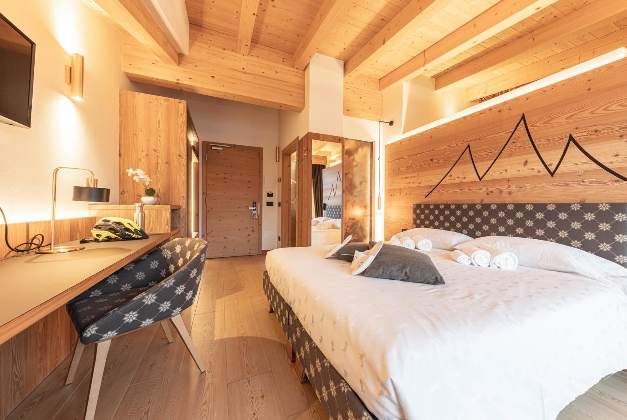 Hotel La Perla อันดาโล ภายนอก รูปภาพ