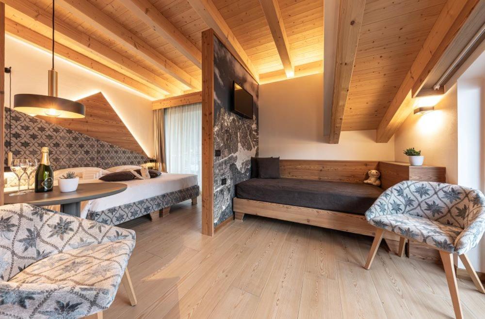 Hotel La Perla อันดาโล ภายนอก รูปภาพ