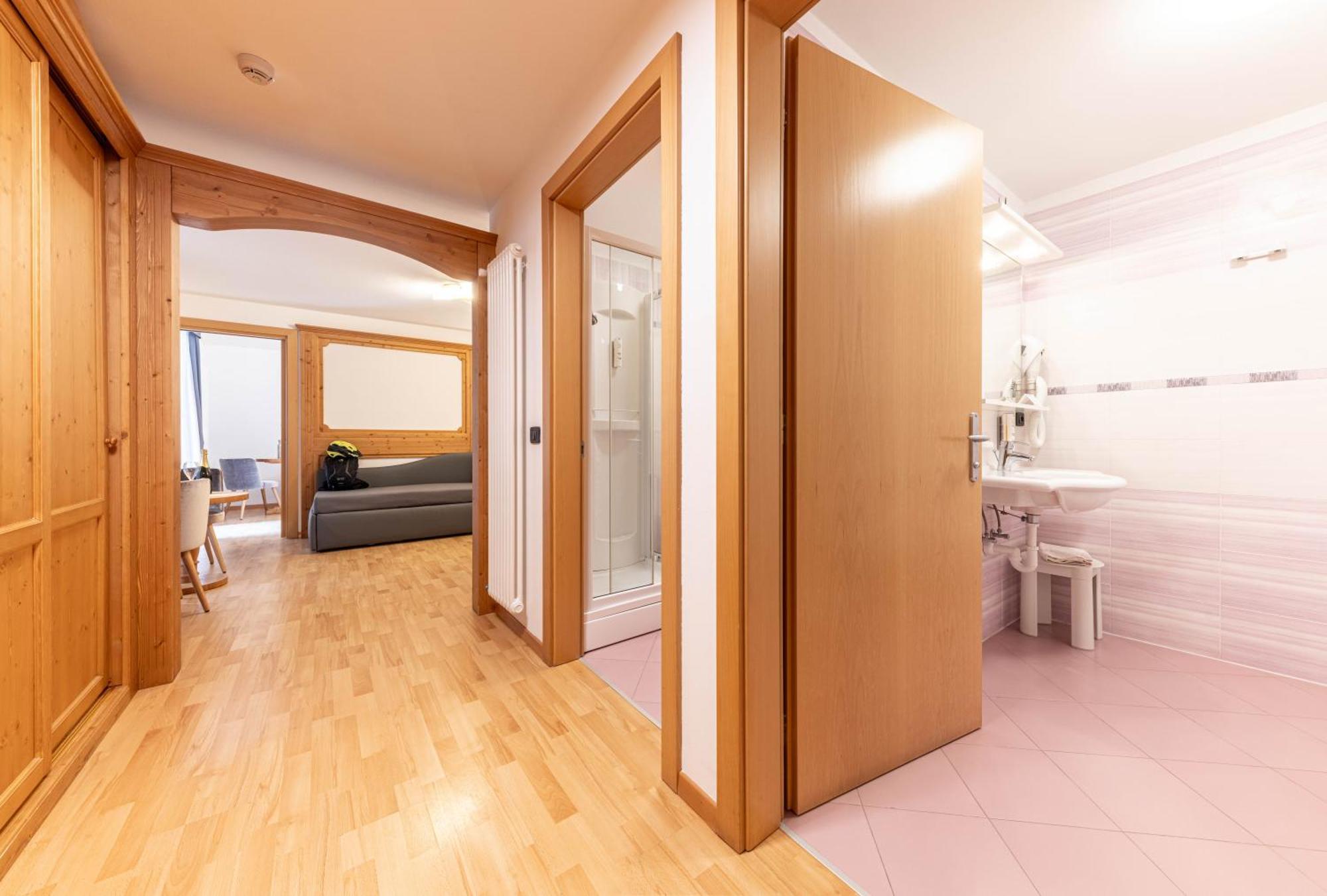 Hotel La Perla อันดาโล ภายนอก รูปภาพ
